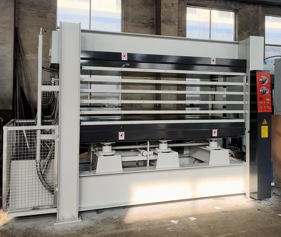 120t de placage de bois de bois hydraulique automatique HPL plancher de porte de stratification de mélamine chauffage à l'huile chaude appuyez sur la machine de pressage de moulage